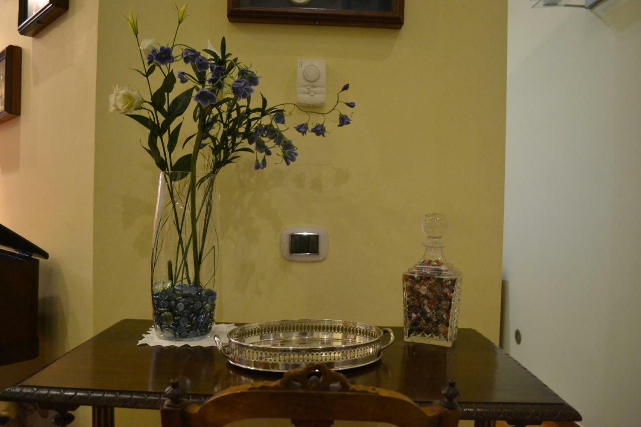 Dimora Tafuri Bed & Breakfast Salerno Exterior foto